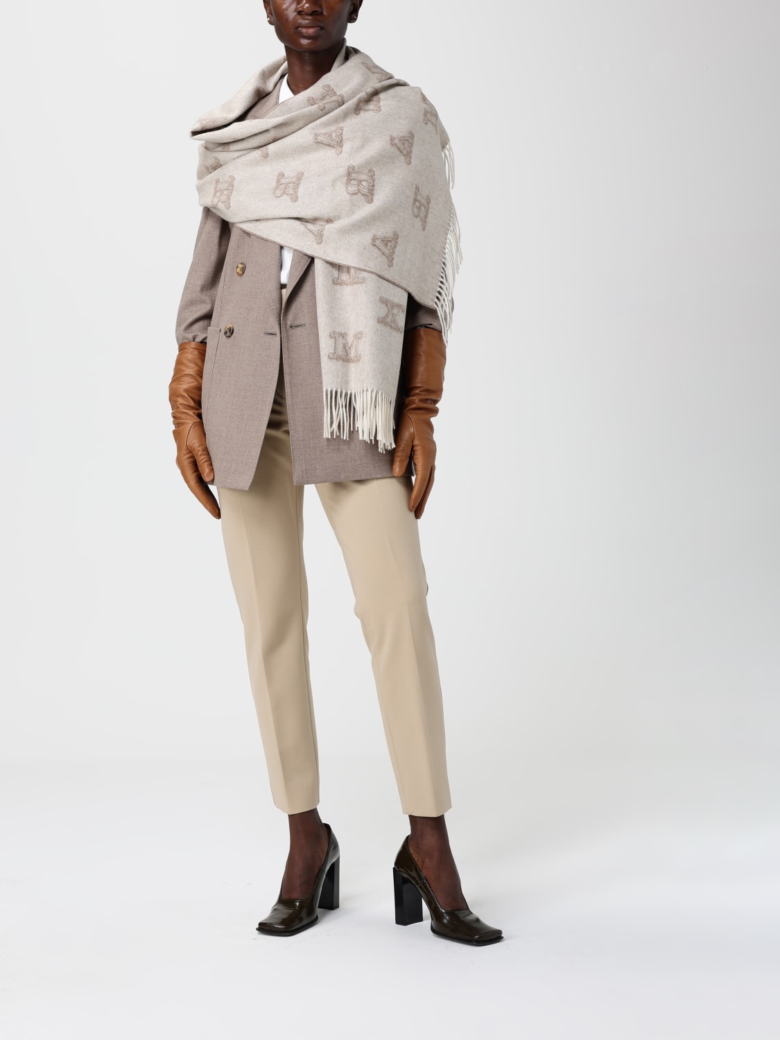MAX MARA SCIARPA: Sciarpa Max Mara in cashmere con logo all over , Beige - Img 4
