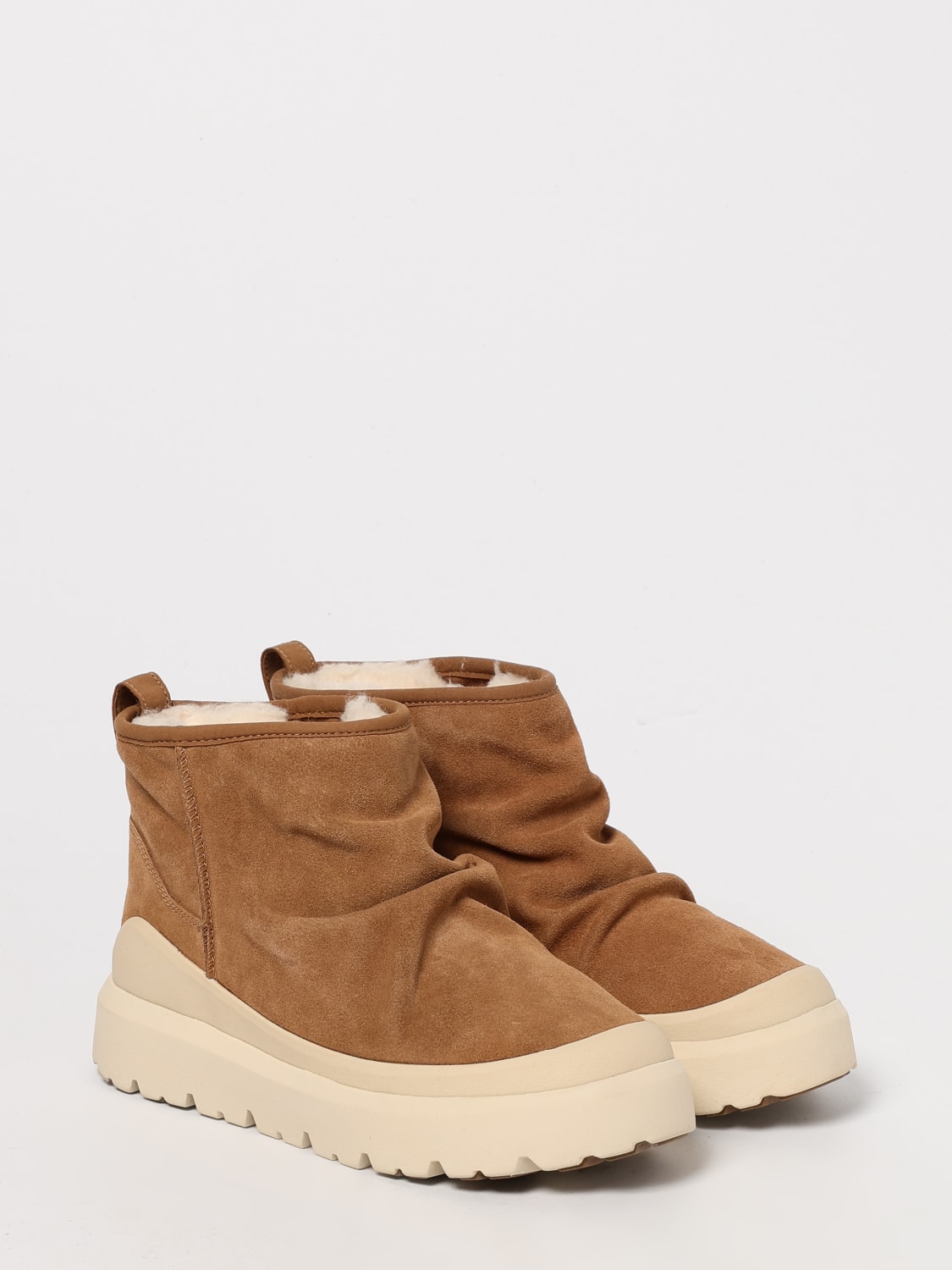 UGG STIVALETTI: Stivaletto Heritage Utility Mini UGG in camoscio drappeggiato , Marrone - Img 2