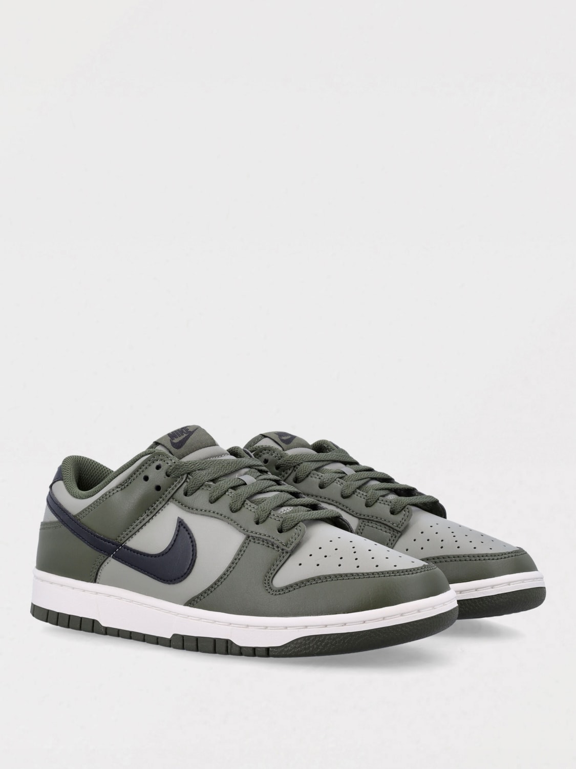 NIKE 运动鞋: 运动鞋 男士 Nike, 绿色 - Img 2