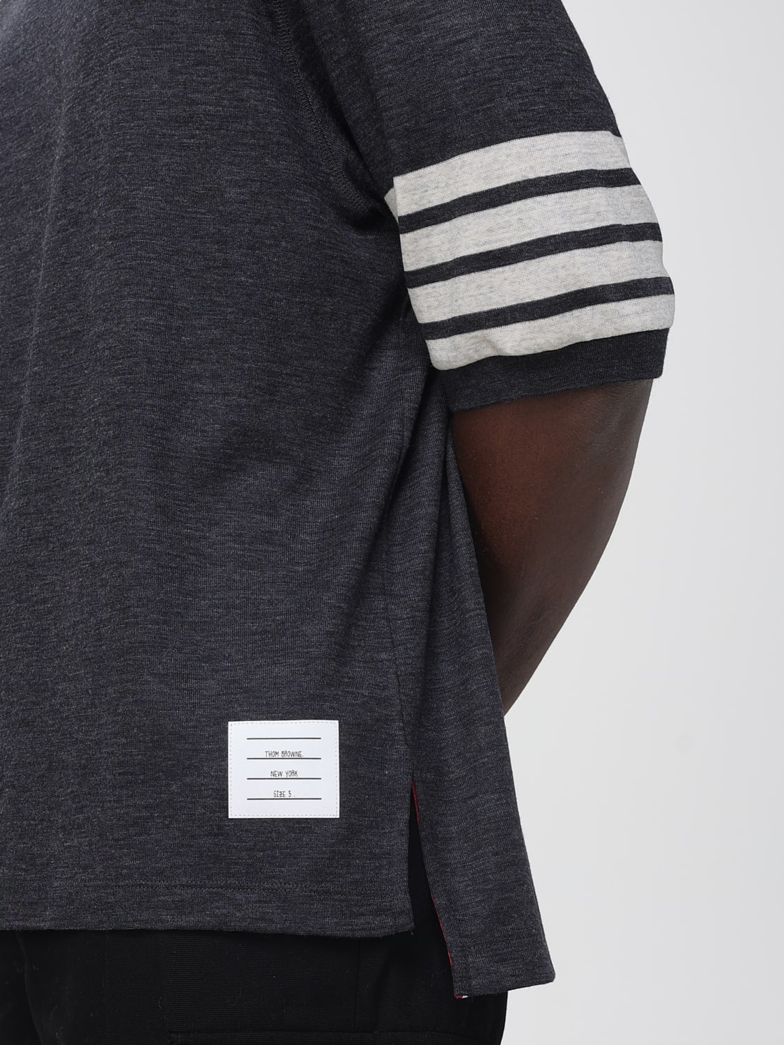 THOM BROWNE T-SHIRT: T-shirt men Thom Browne, Grey - Img 5