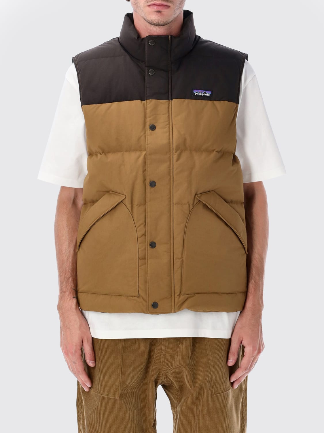 PATAGONIA SUIT VEST: Jacket men Patagonia, Ebony - Img 1