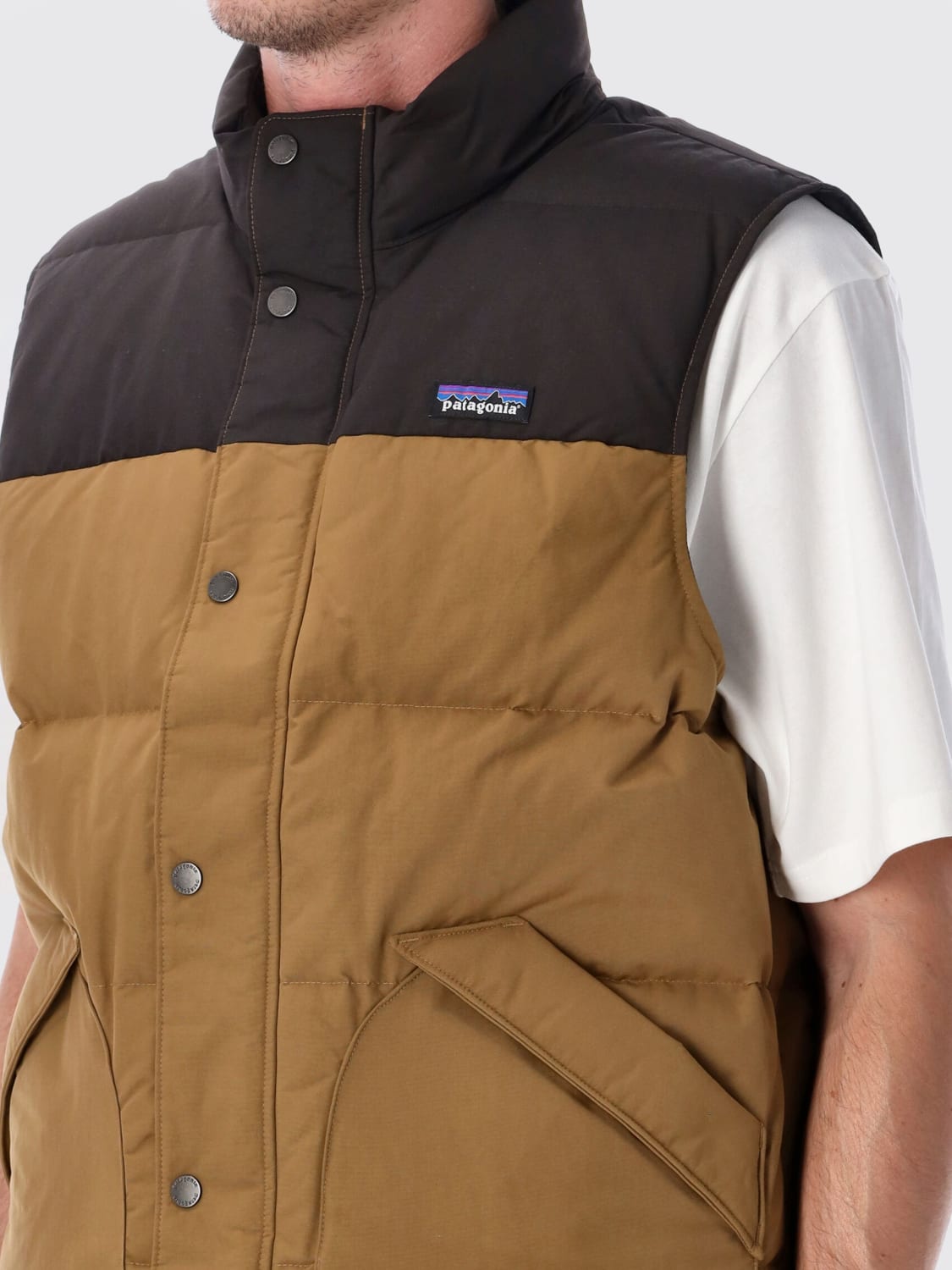PATAGONIA SUIT VEST: Jacket men Patagonia, Ebony - Img 3