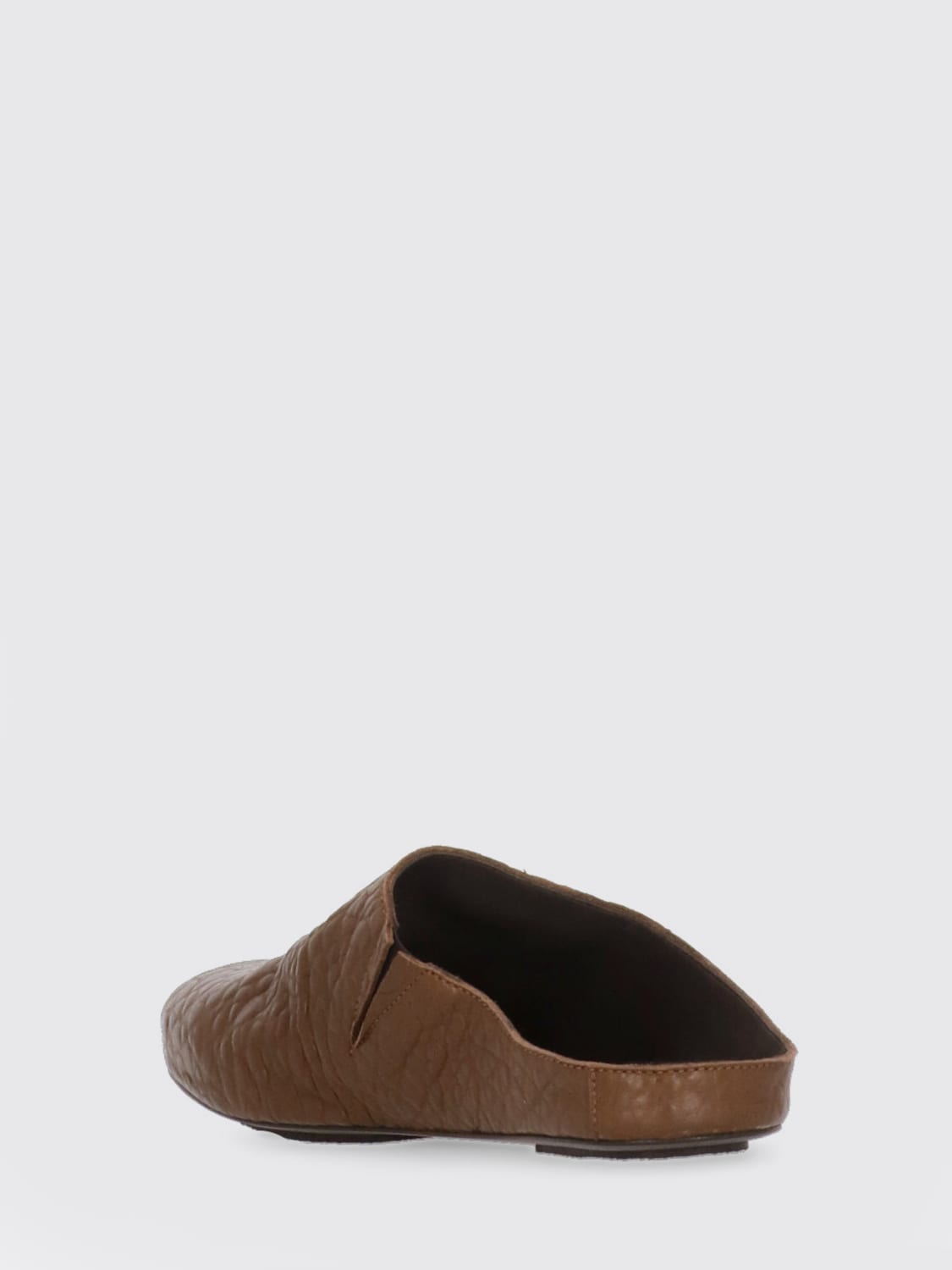 UMA WANG CHAUSSURES: Sandales plates femme Uma Wang, Marron - Img 3