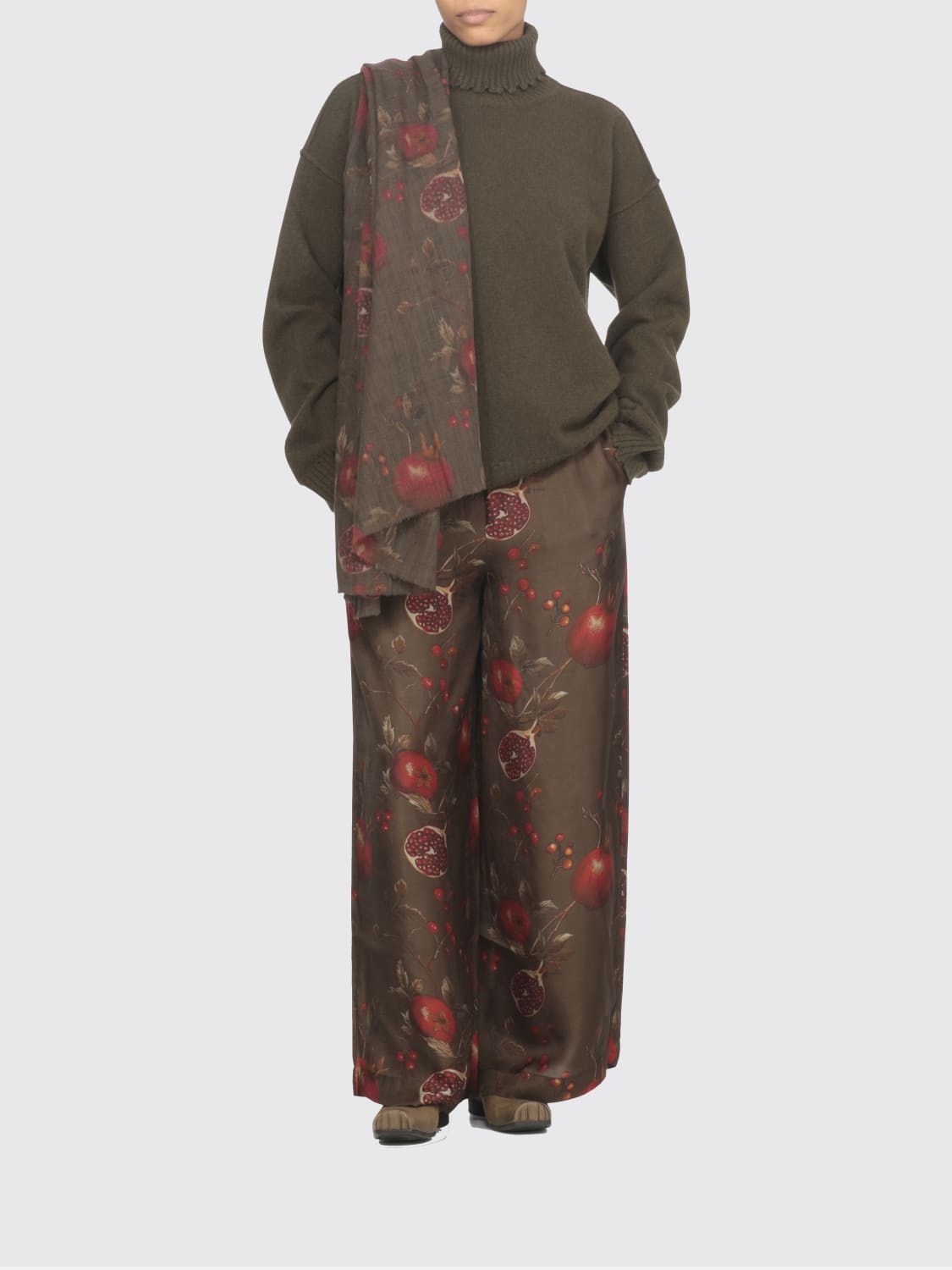 UMA WANG PANTALONI: Pantalone in misto viscosa stampato Uma Wang, Marrone - Img 3