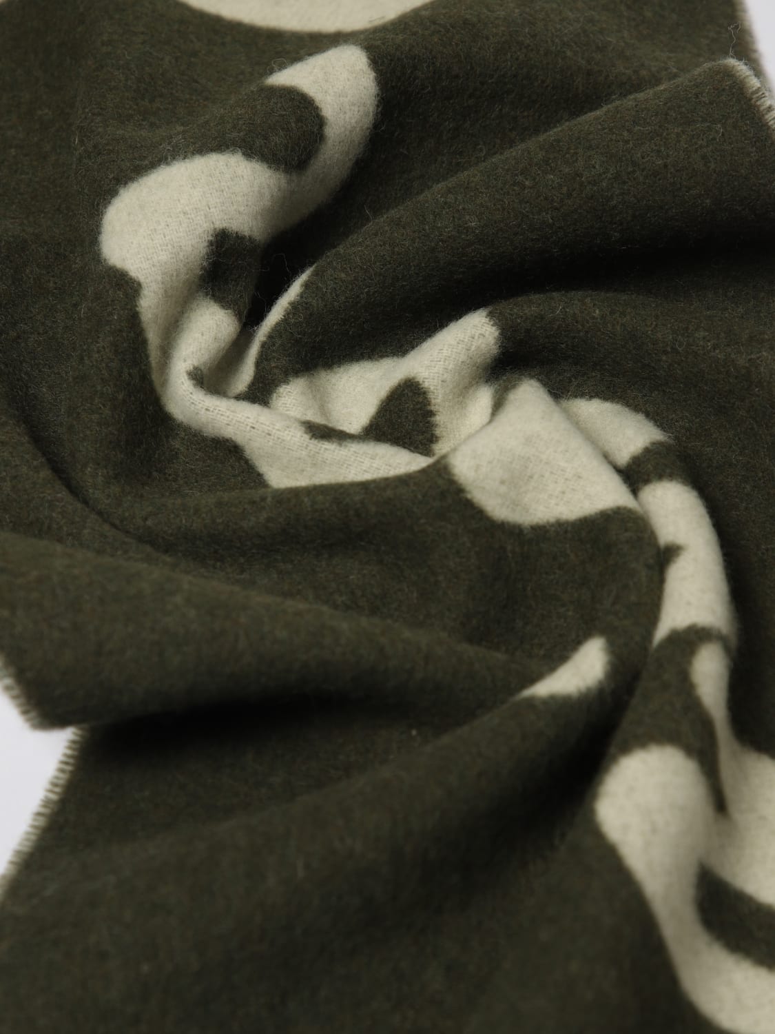 MAISON KITSUNÉ SCIARPA: Sciarpa Handwriting Maison Kitsuné in lana con macro logo , Kaki - Img 3