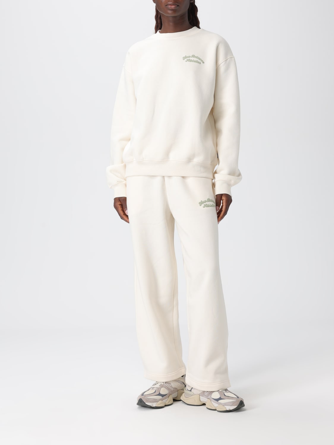 NEW BALANCE FELPA: Felpa a girocollo con logo New Balance, Crema - Img 2