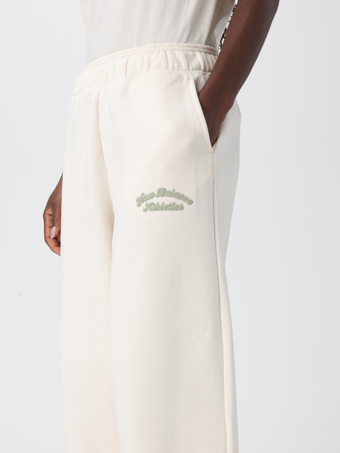 NEW BALANCE PANTS: Pants woman New Balance, Cream - Img 4