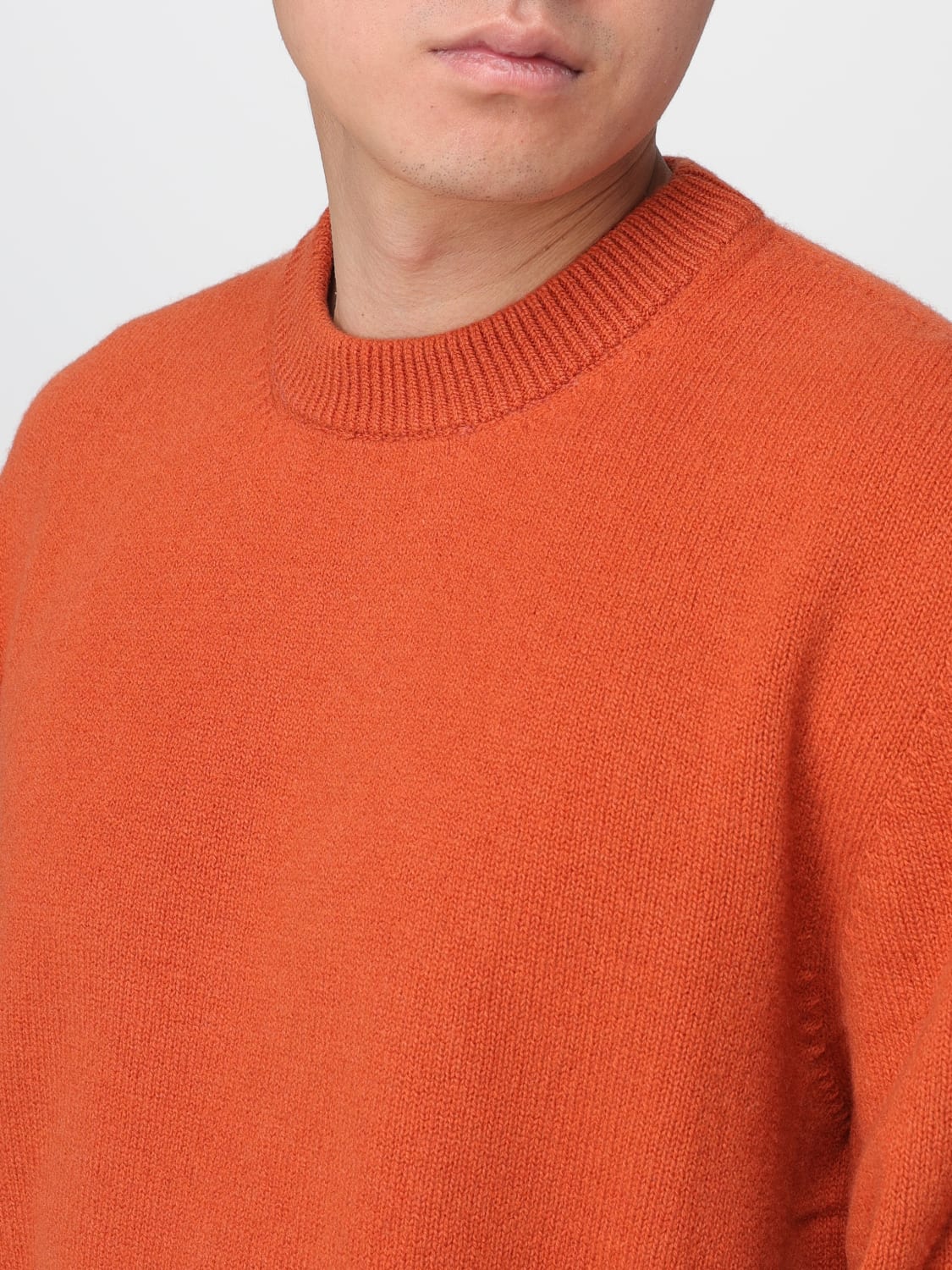 LANEUS MAGLIA: Maglia a girocollo basic Laneus in lana merino e cashmere, Marrone - Img 3