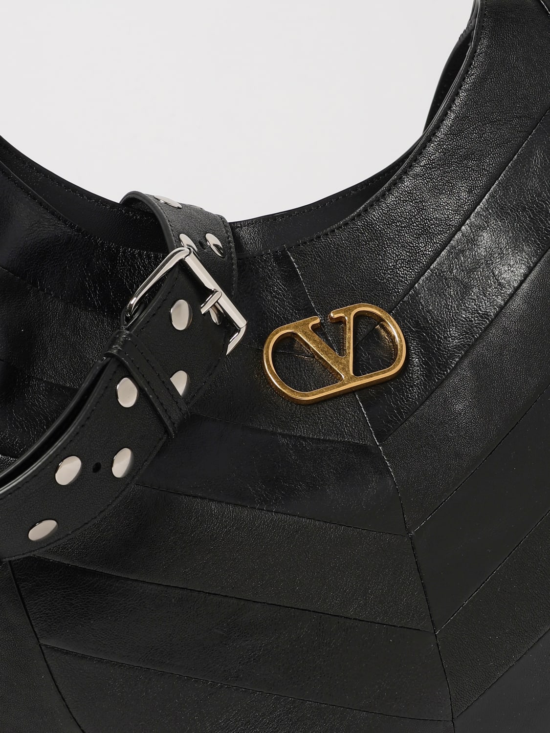 VALENTINO GARAVANI BORSA A TRACOLLA: Borsa Hobo Valentino Garavani in nappa chevron, Nero - Img 4