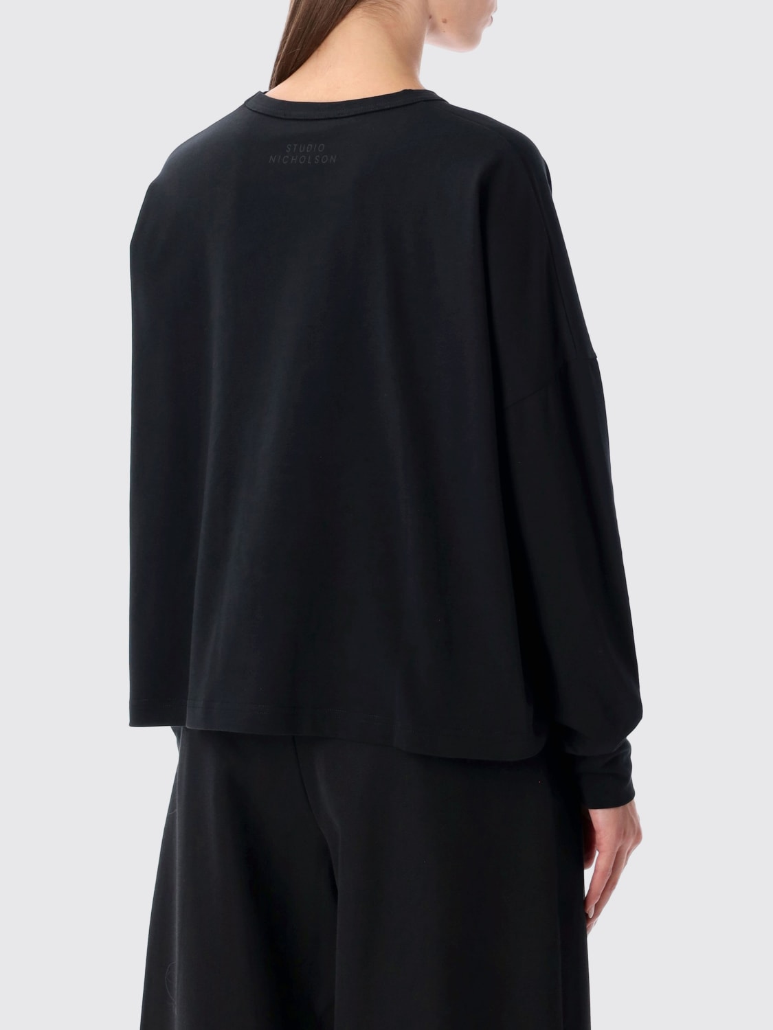 STUDIO NICHOLSON T-SHIRT: T-shirt femme Studio Nicholson, Noir - Img 2