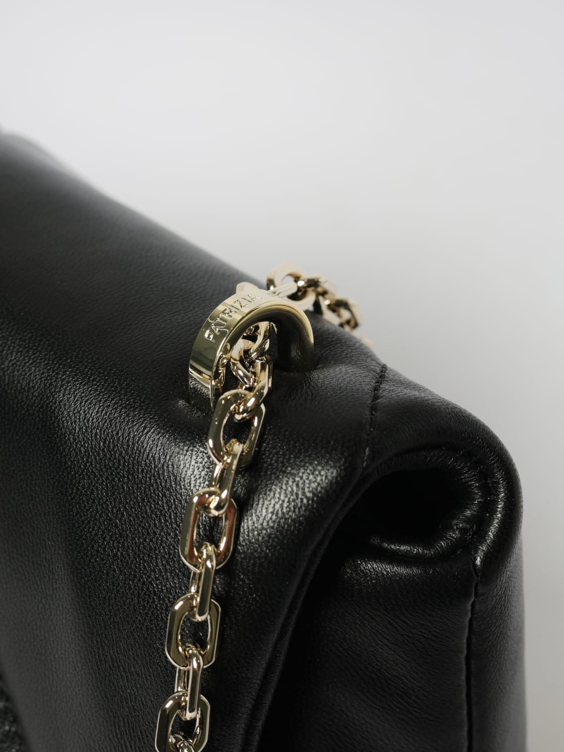 PATRIZIA PEPE BORSA A SPALLA: Borsa Patrizia Pepe in pelle trapuntata chevron , Nero - Img 3