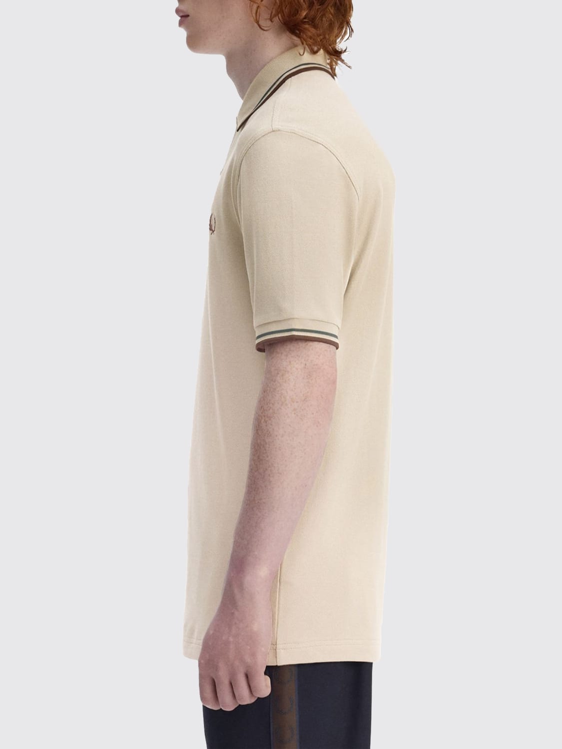 FRED PERRY POLO: Polo in cotone con logo Fred Perry, Avorio - Img 2