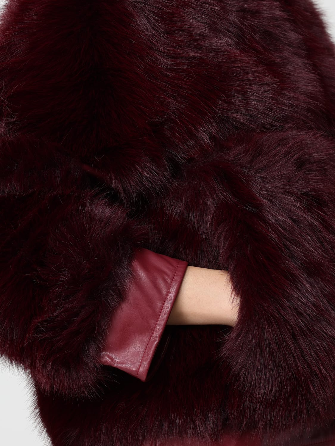 V73 FUR COAT: Blazer woman V73, Red - Img 4