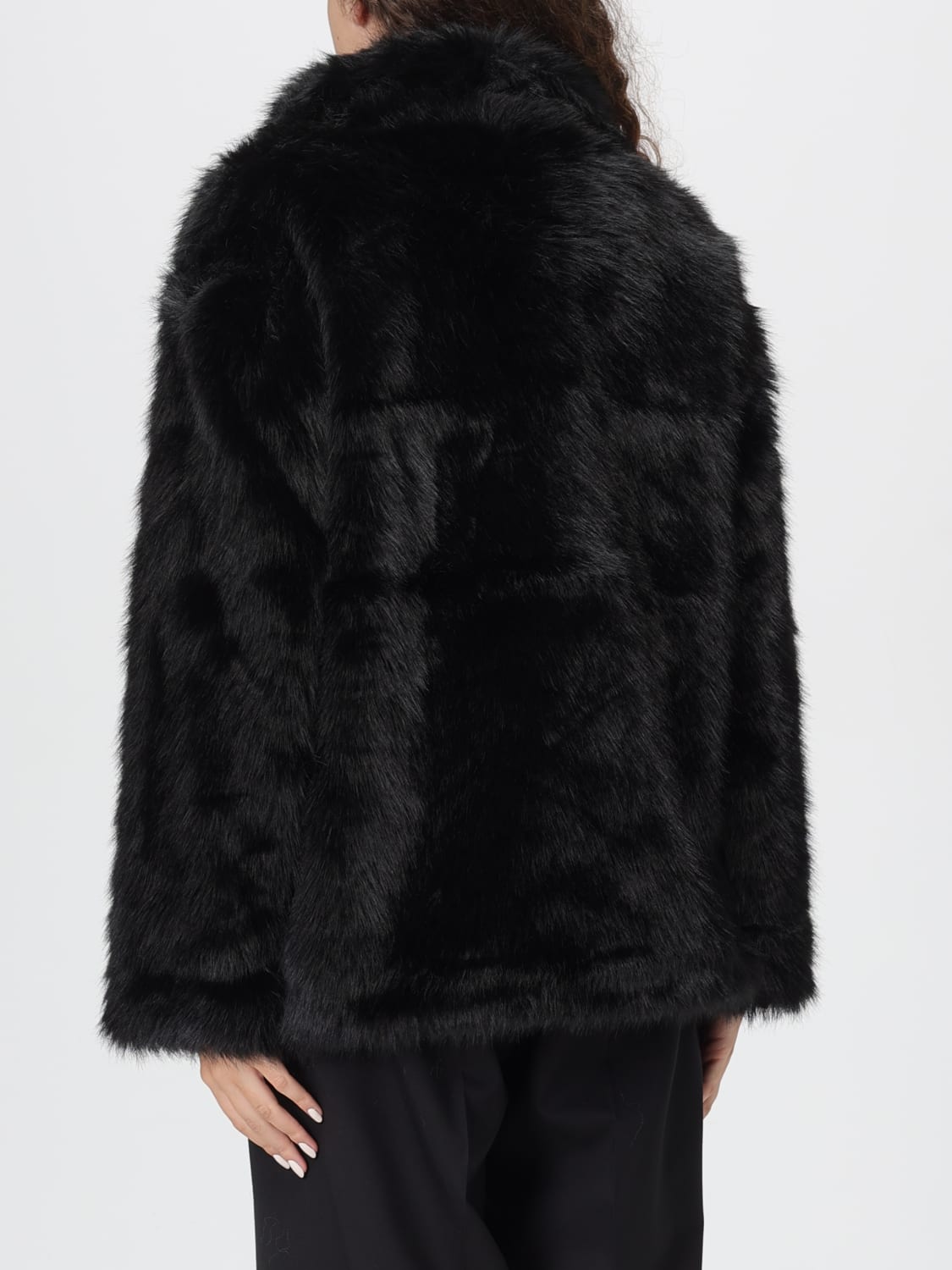 V73 FUR COAT: V73 women's fur, Black - Img 2