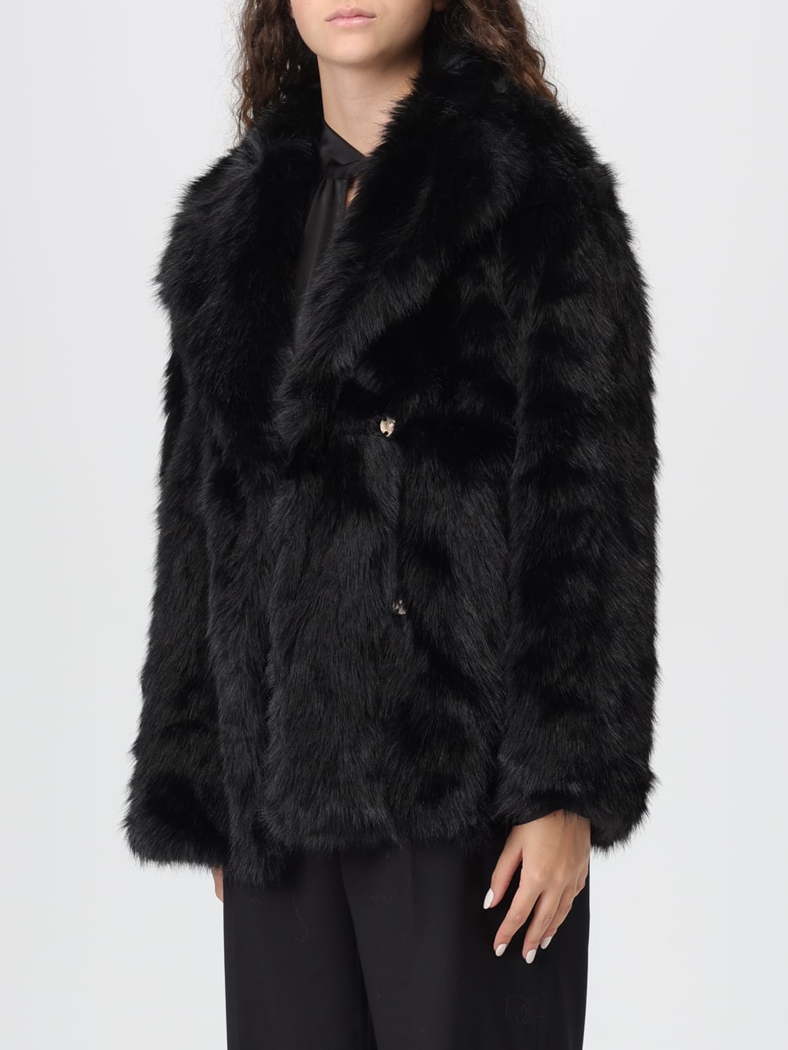 V73 FUR COAT: V73 women's fur, Black - Img 3