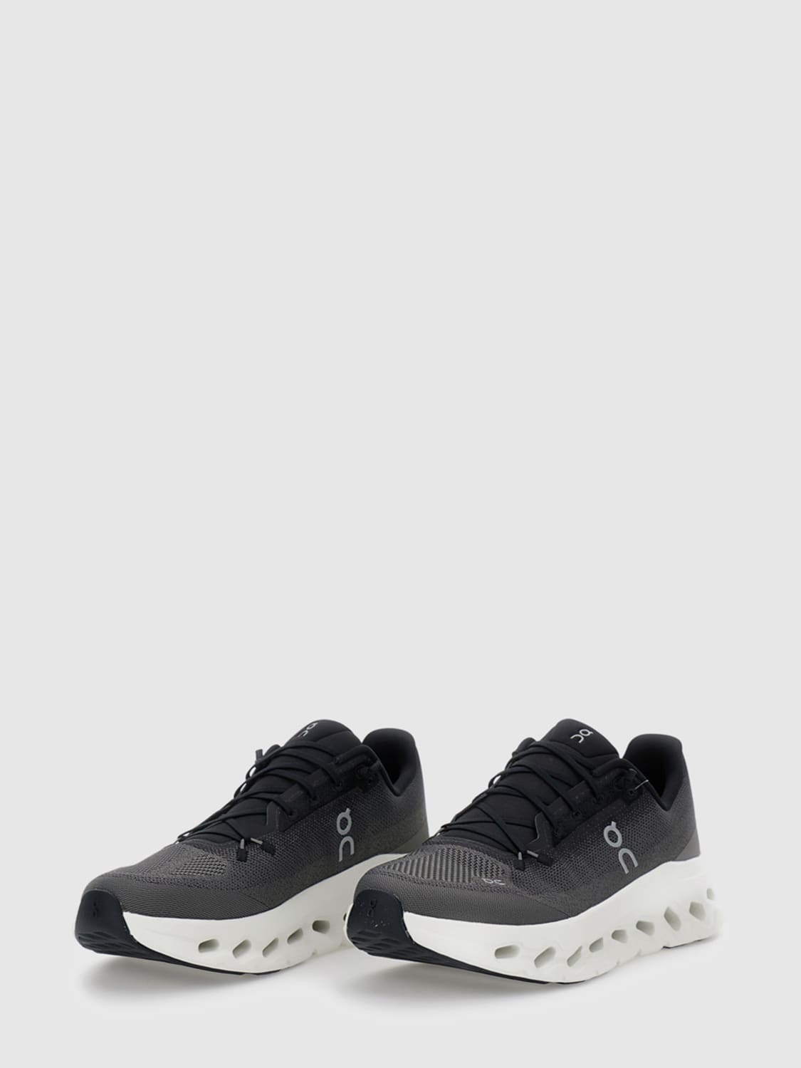 ON RUNNING スニーカー: スニーカー メンズ On, ブラック - Img 2