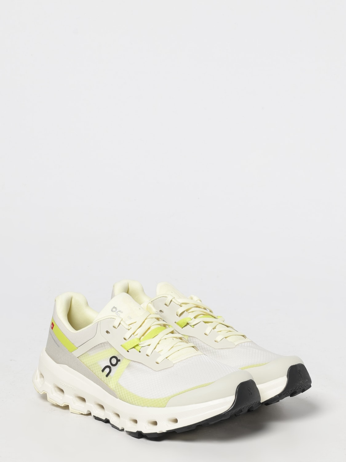 ON RUNNING BASKETS: Baskets femme On, Jaune - Img 3