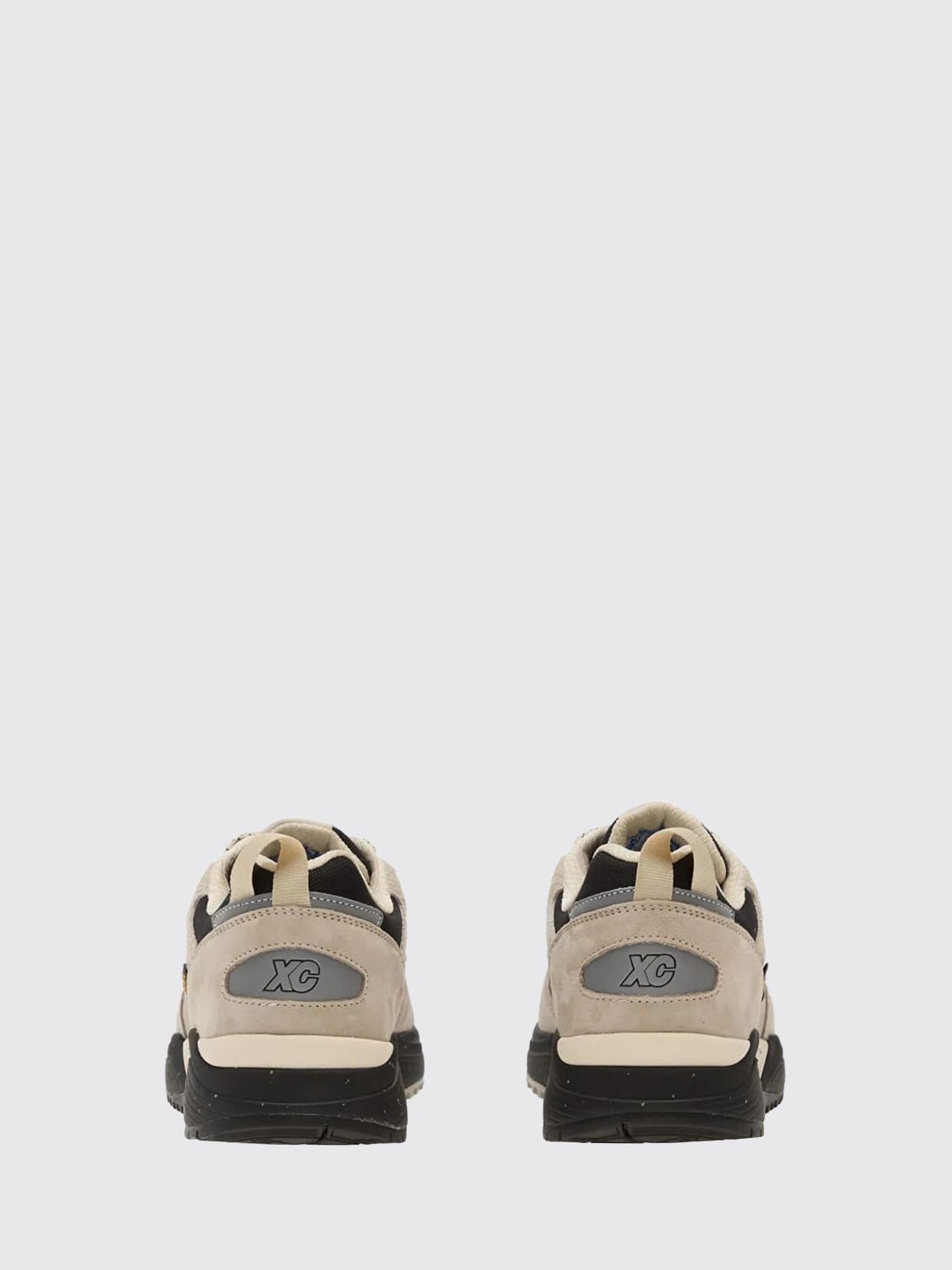 KARHU スニーカー: シューズ メンズ Karhu, シルバー - Img 3