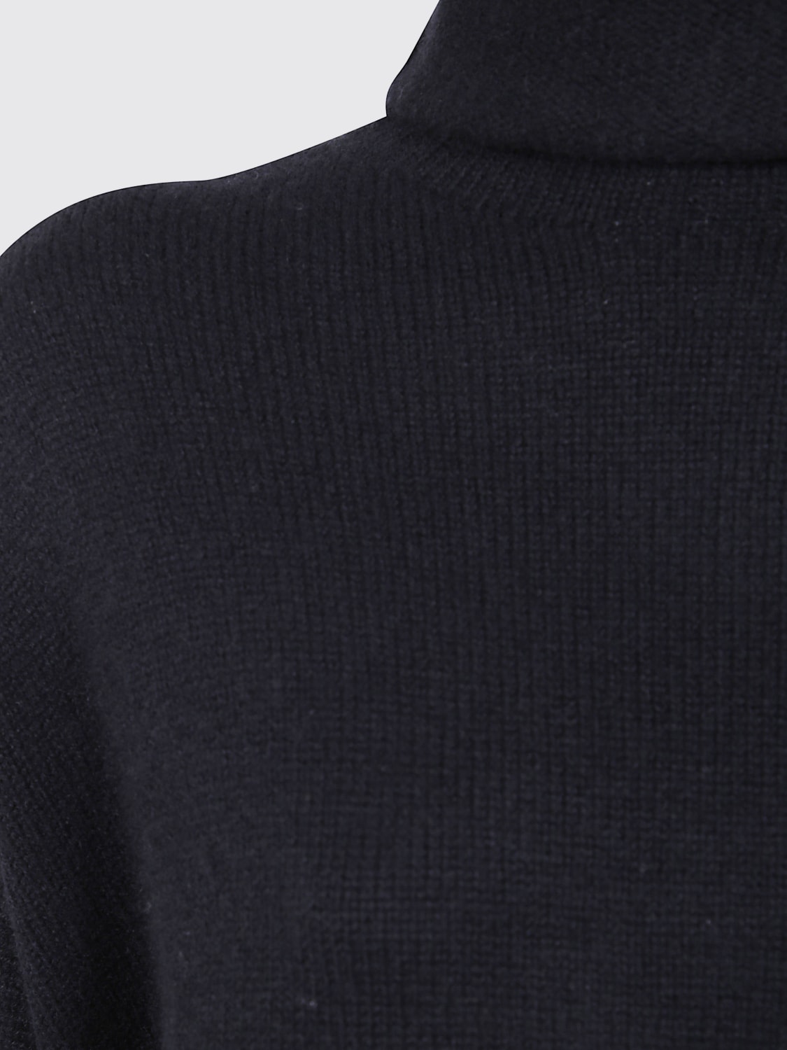 KUJTEN MAGLIA: Maglia a dolcevita in cashmere Kujten, Nero - Img 3