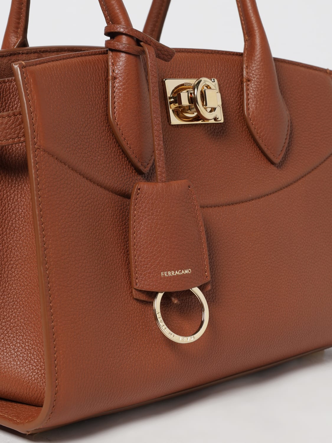 FERRAGAMO HANDBAG: Shoulder bag woman Ferragamo, Beige - Img 4