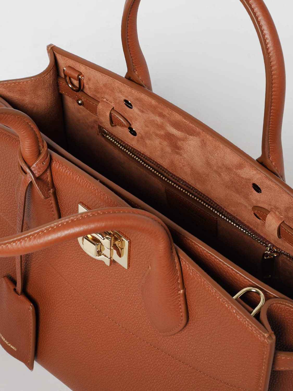 FERRAGAMO HANDBAG: Shoulder bag woman Ferragamo, Beige - Img 5