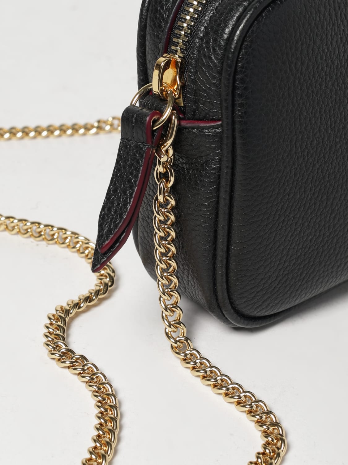 GUCCI BORSA MINI: Borsa Mini Camera Bag GG Marmont Gucci in pelle a grana , Nero - Img 4