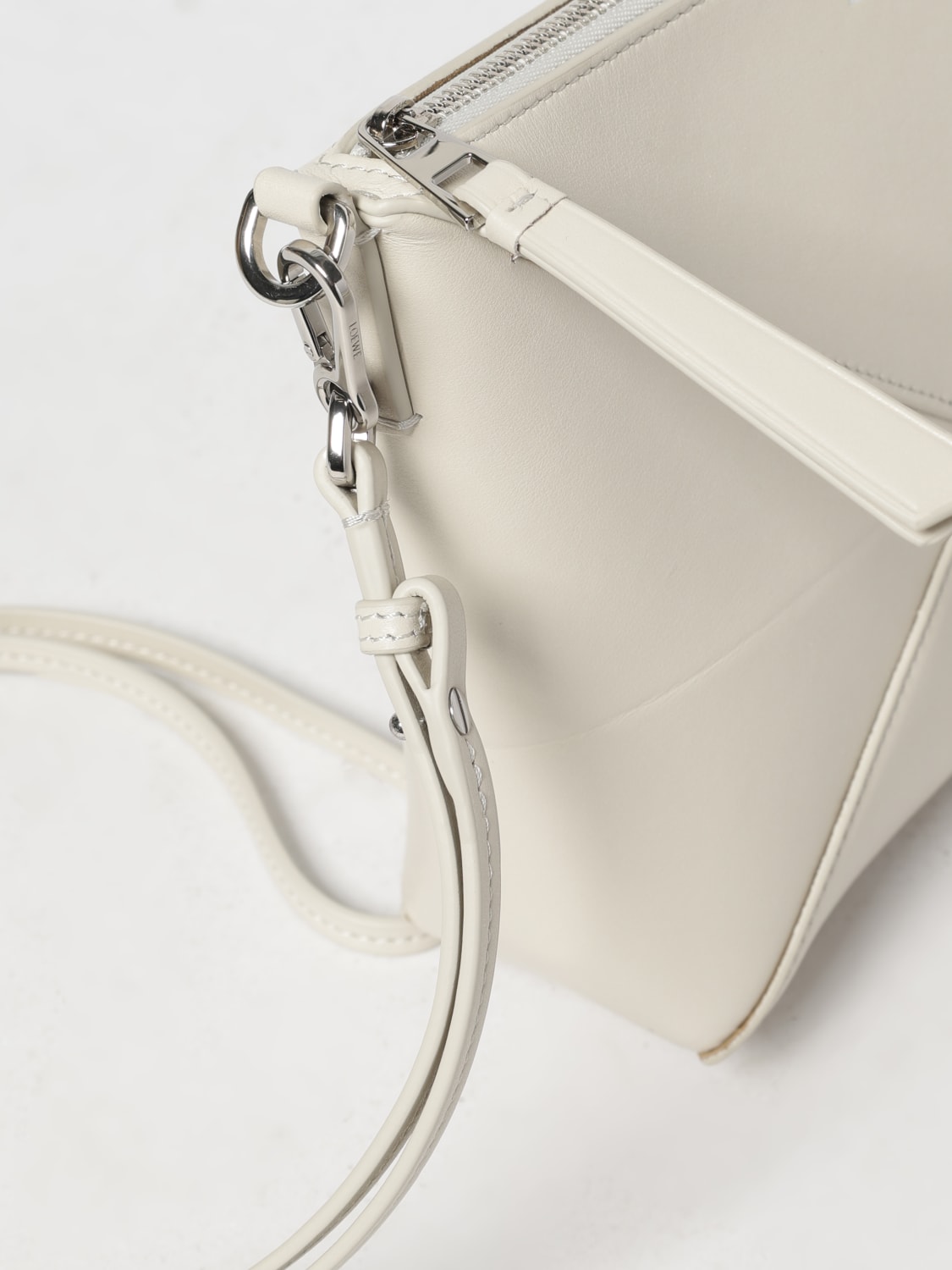 LOEWE CROSSBODY BAG: Wallet woman Loewe, Cream - Img 5