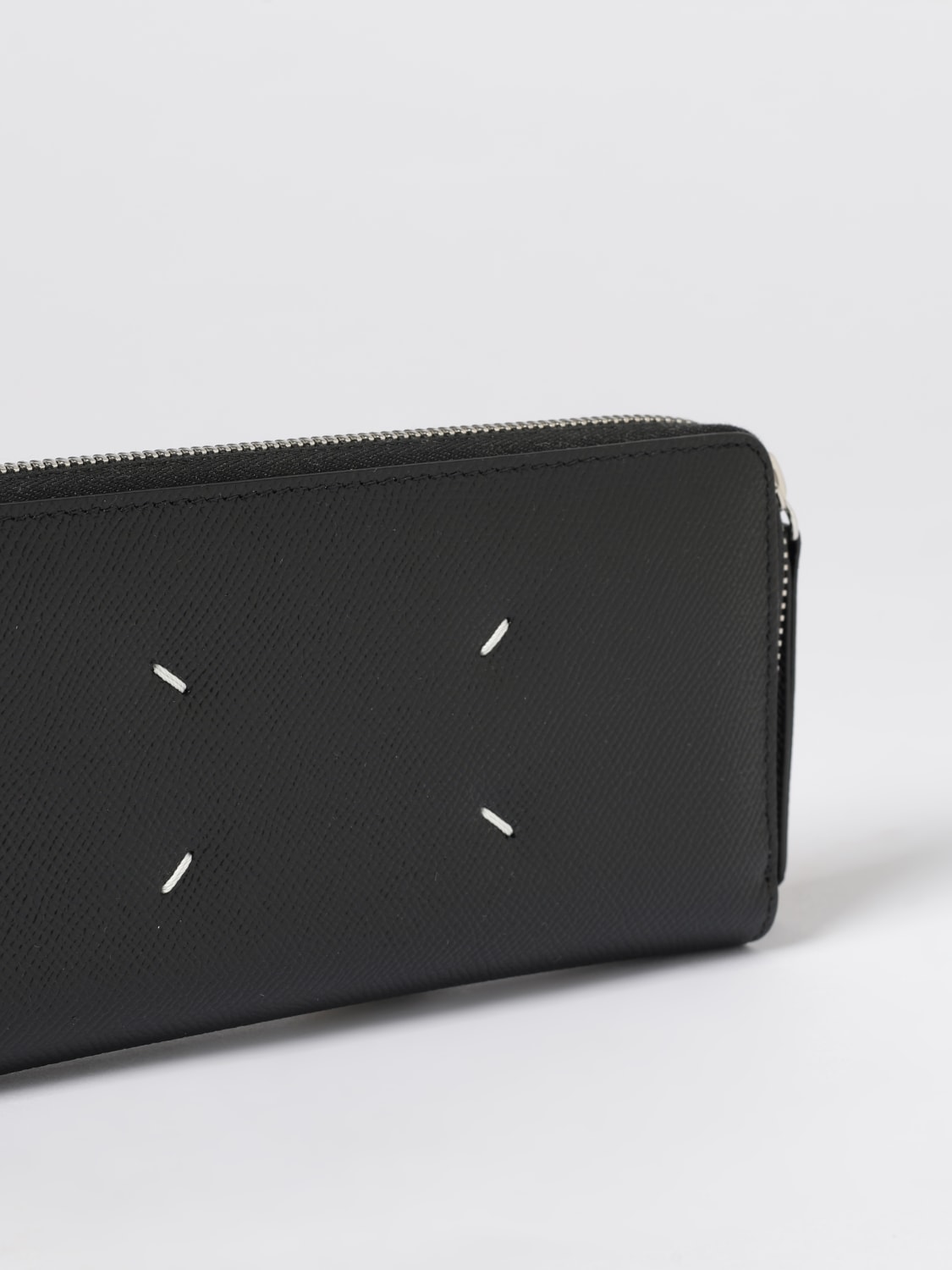 MAISON MARGIELA PORTAFOGLIO: Portafoglio Four Stitch Maison Margiela in pelle a grana, Nero - Img 4