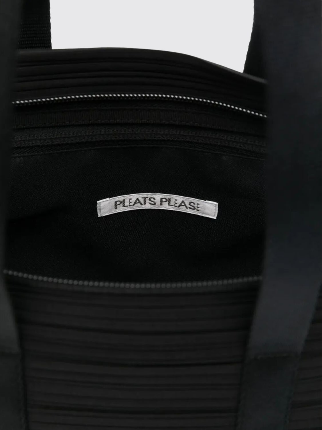 PLEATS PLEASE ISSEY MIYAKE SCHULTERTASCHE: Schultertasche damen Pleats Please Issey Miyake, Schwarz - Img 5