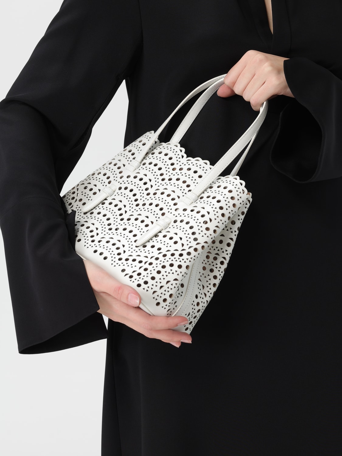 ALAÏA HANDBAG: Handbag woman AlaÏa, White - Img 2