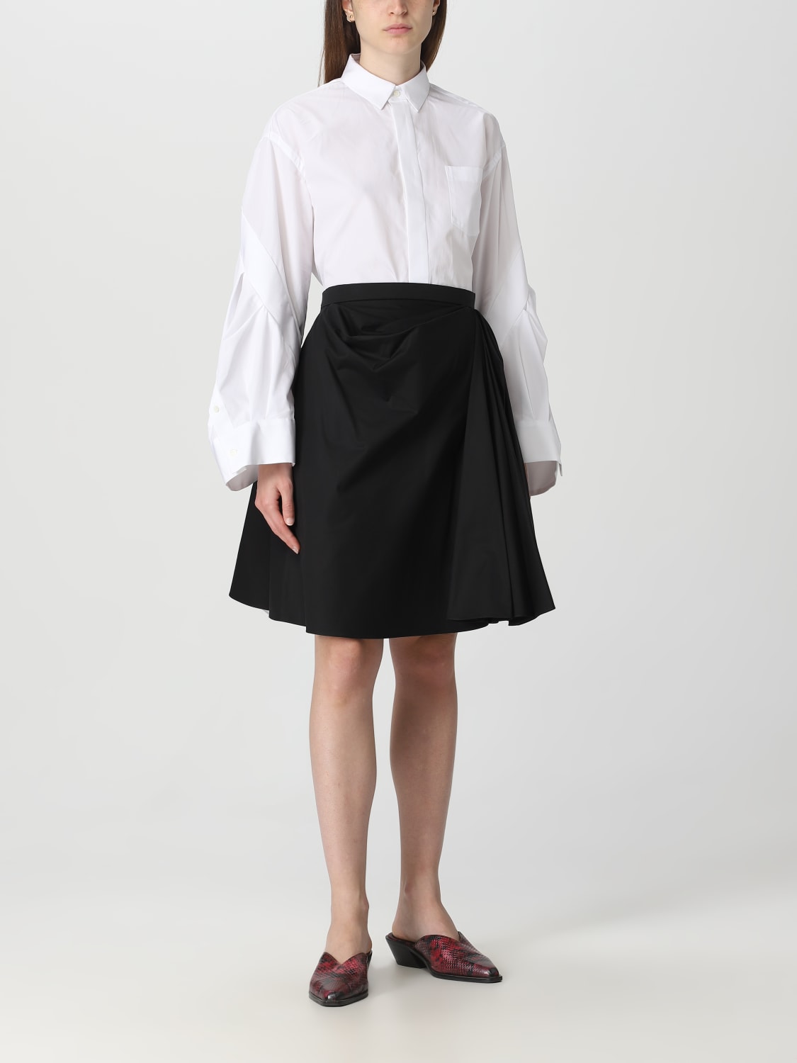 Alexander McQueen / スカート/38/--/BLK/無地/745664 QAABC MCQUEEN：スカート レディース - ブラック | GIGLIO.COMオンラインの