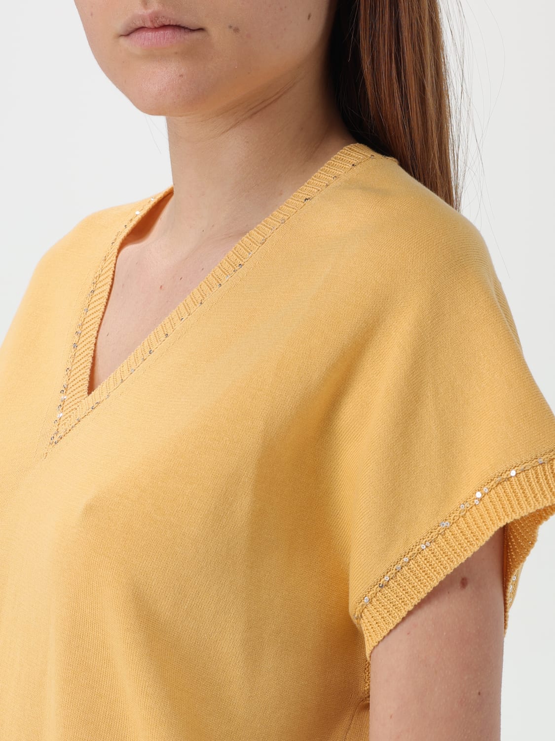 FABIANA FILIPPI T-SHIRT: Fabiana Filippi v-neck t-shirt with diamond thread, Orange - Img 3