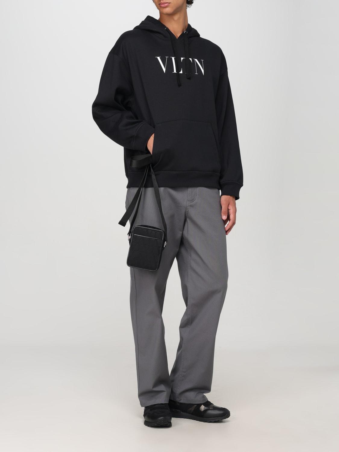 VALENTINO SWEATSHIRT: Sweatshirt homme Valentino, Noir - Img 2