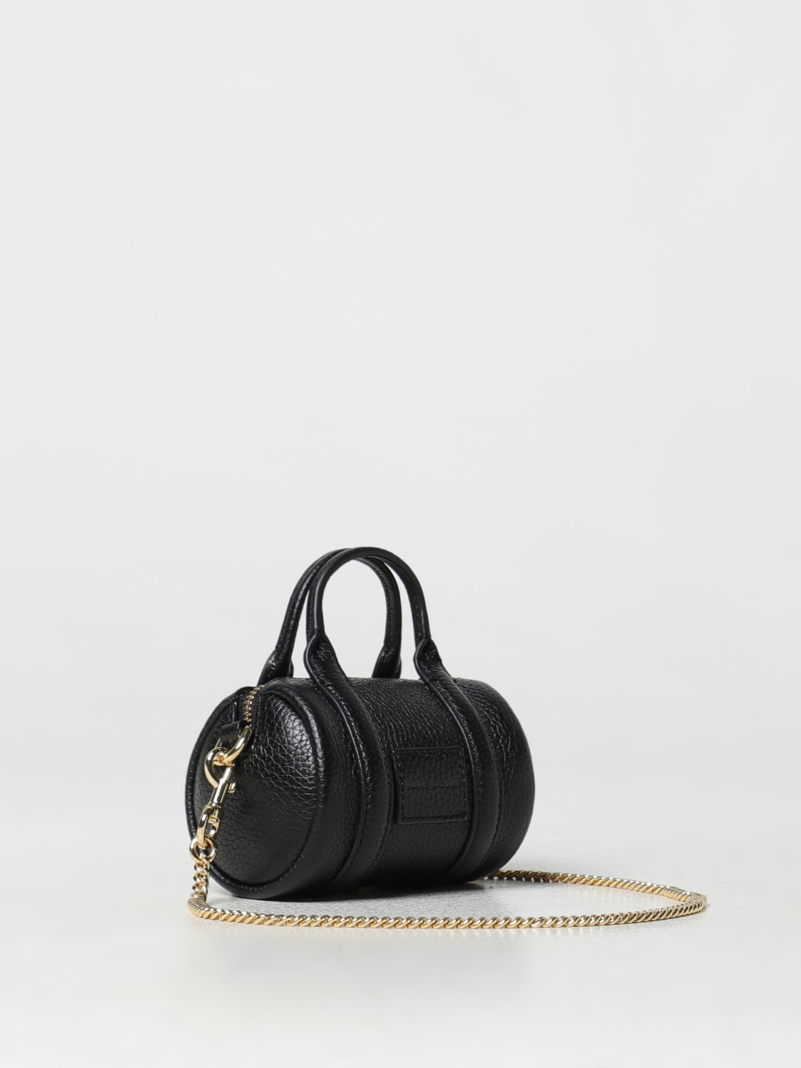 MARC JACOBS BORSA MINI: Borsa mini The Duffle in pelle martellata Marc Jacobs, Nero - Img 2