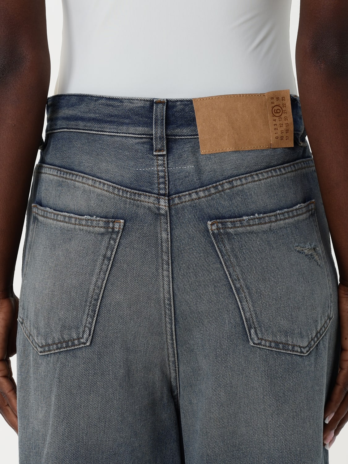 デニム・ジーパン MM6 MAISON MARGIELA Woman Jeans Gnawed Blue S52LA0246M30017 MM6 MAISON MARGIELA: Jeans woman - Gnawed Blue | Mm6 Maison